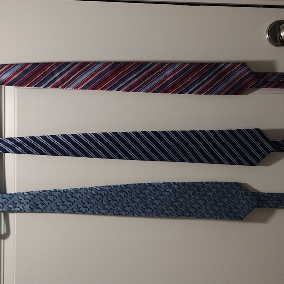 Tie bundle - Picture 1 of 9